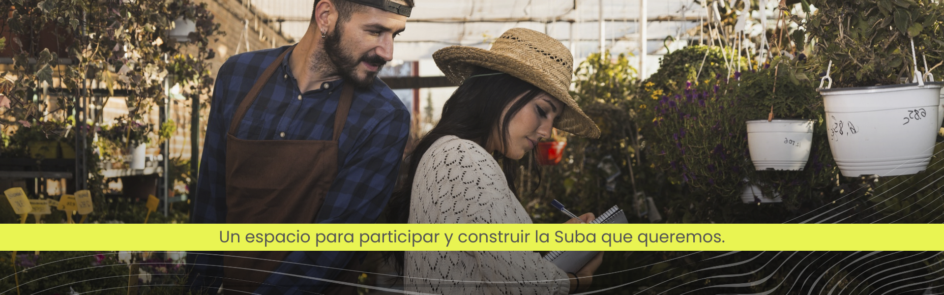 Jardineros cuidando un vivero